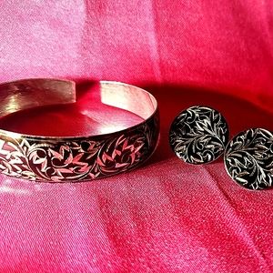Vintage Sterling Silver Bracelet & Earring Set Etched Black Enamel
